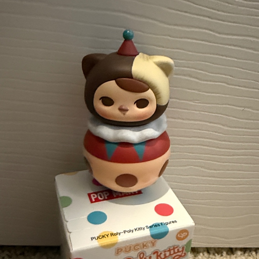 Pop Mart Pucky Roly-Poly Kitty Series Figurine - Circus